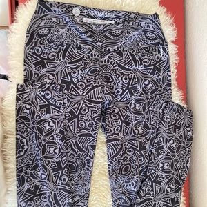 Yoganastix women’s medium leggings